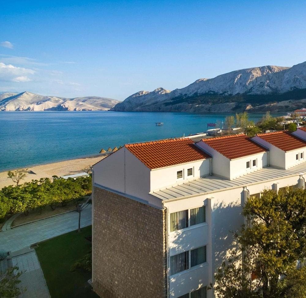 Sunny Baska Residence By Valamar, Ex Zvonimir Baška Buitenkant foto